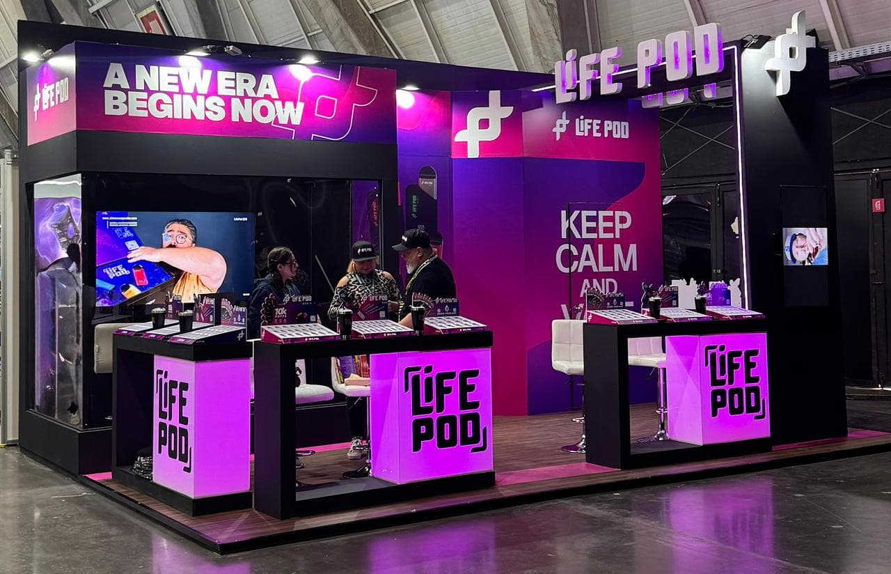 Stand Life Pod en World Vape Show Chile